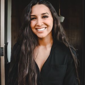 Meet your Posher, Angelique